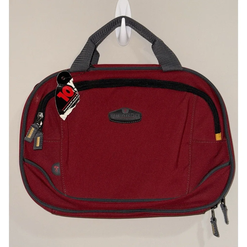 Ricardo Beverly Hills Red Travel Toiletry Bag Hanging Organizer Makeup Shaving